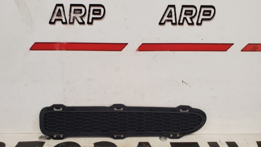 Решетка заднего бампера правая Mini Cooper S R53 2000-2007