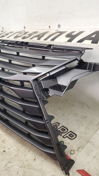 Решетка радиатора Lexus RX4 2015–2022