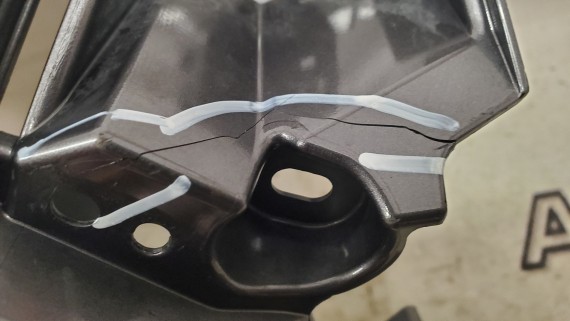 Решетка радиатора Lexus RX4 2015–2022