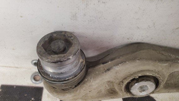 Рычаг передний правый Audi A4 B8, A5 8T, A6 C7 2007-2016