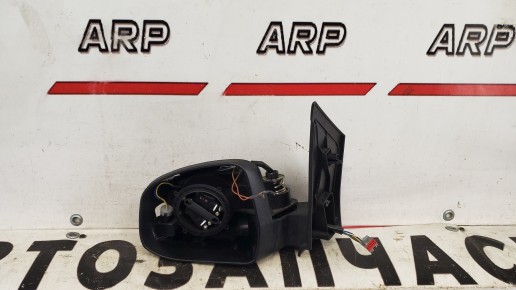 Зеркало левое Ford Focus 2 2004–2011