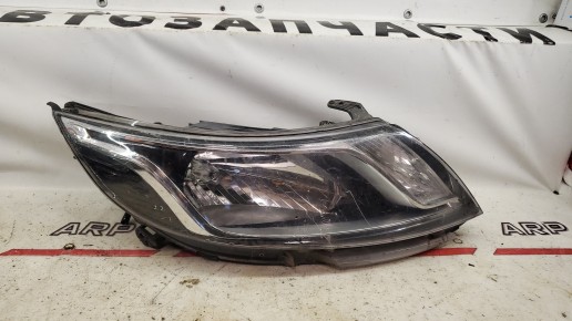 Фара правая Kia Rio 3 QB 2011-2017