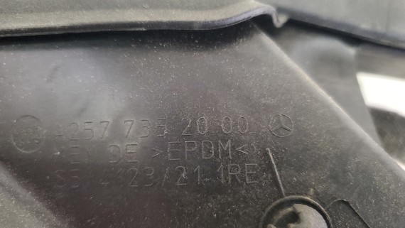 Уплотнитель стекла двери задний правый Mercedes-Benz CLS-Class C257 2017-2021