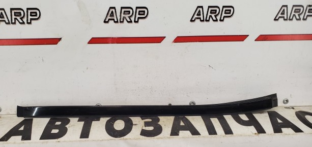 Молдинг лобового стекла правый Mercedes GLC X253 2015-2023