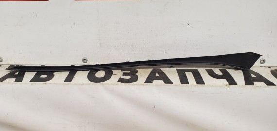 Молдинг лобового стекла правый Mercedes GLC X253 2015-2023