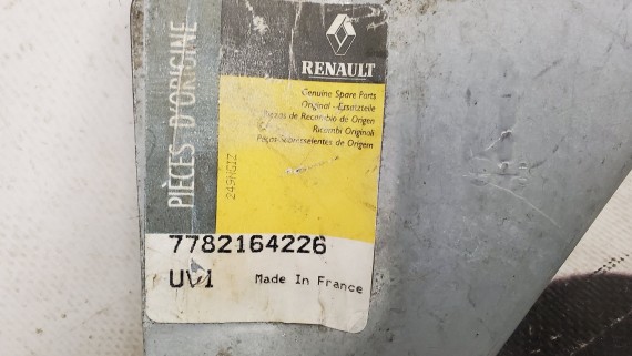 Панель передняя левая Renault Kangoo 1 2003-2009