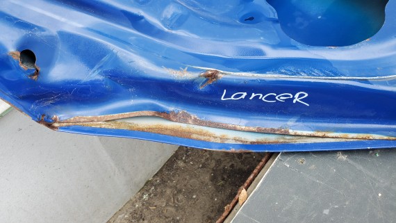 Крышка багажника Мitsubishi Lancer Cedia 2000-2003