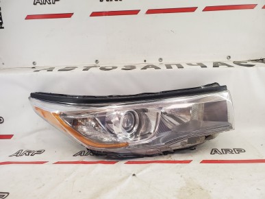 Фара правая Toyota Highlander 3 2013-2016