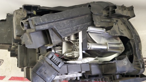 Фара левая LED Geely Tugella 2020-н.в.