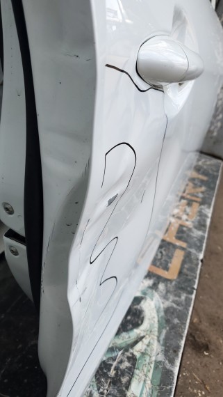 Дверь передняя правая Kia Rio 3 2011-2017