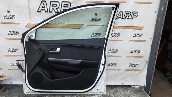 Дверь передняя правая Kia Rio 3 2011-2017
