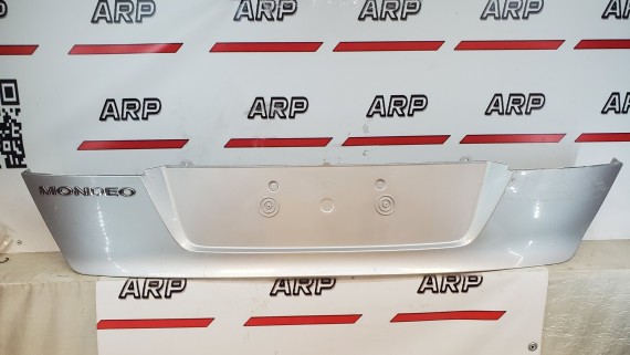 Накладка крышки багажника Ford Mondeo 4 2007-2010