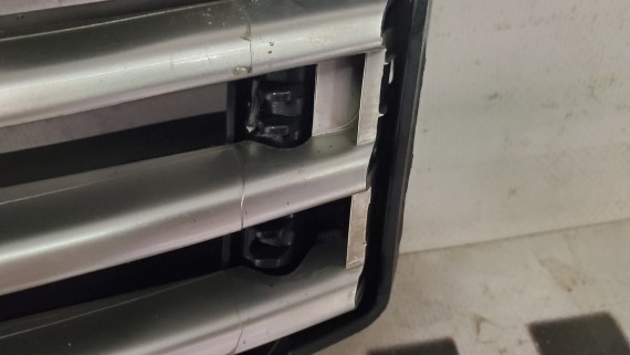 Решетка в передний бампер левая Land Rover Range Rover 4 L405 2012-2017