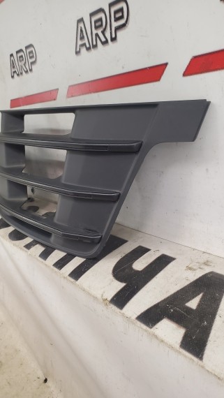 Решетка переднего бампера левая Audi Q7 4M 2015–н.в.