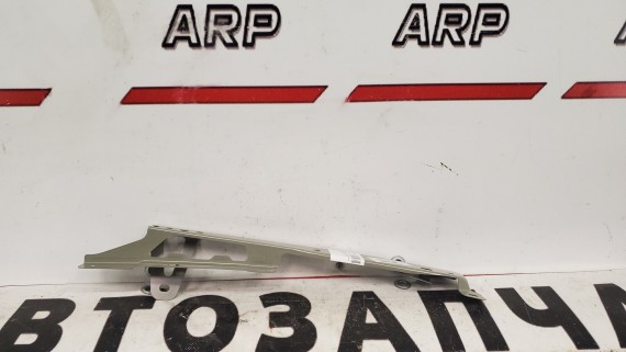 Кронштейн крыла переднего правый LADA Granta FL 2018-н.в.