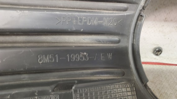 Накладка противотуманной фары левая Ford Focus 2 2007-2011