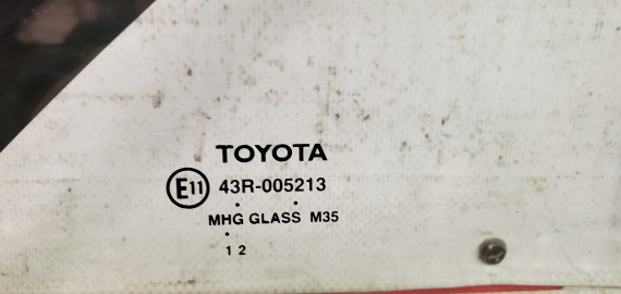 Форточка задняя правая Toyota Camry V50 2011-2014