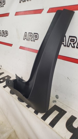 Брызговик передний левый BMW X3 E83 2003-2011