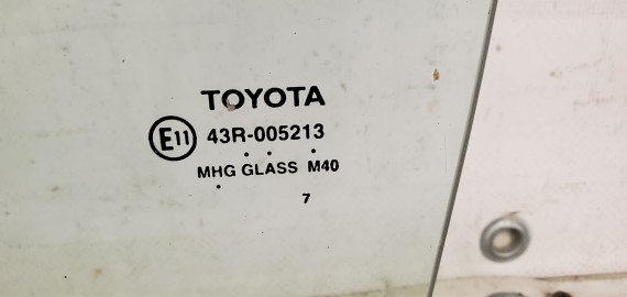 Стекло двери заднее левое Toyota Camry V50 V55 2011-2014