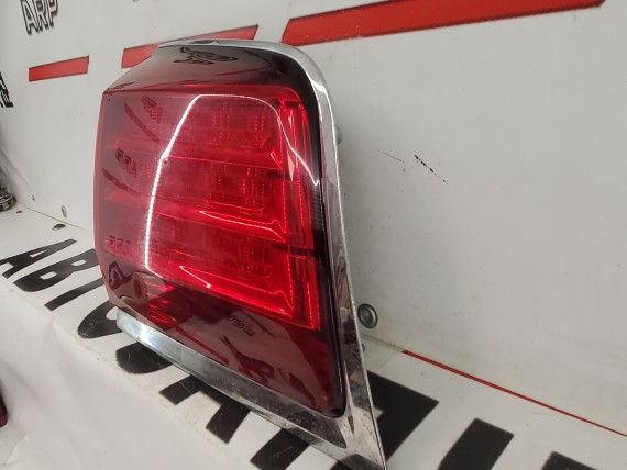 Фонарь внутренний левый Lexus LX 570 2007-2012 до рестайлинг