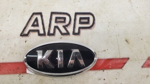 Эмблема задняя KIA Оригинал