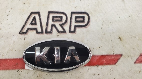 Эмблема задняя KIA Оригинал