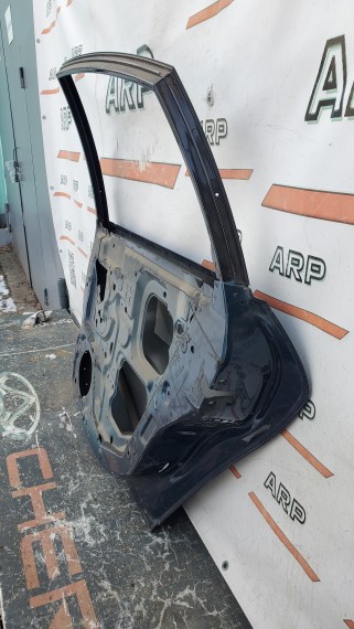 Дверь задняя правая Nissan Teana J31 2003-2008