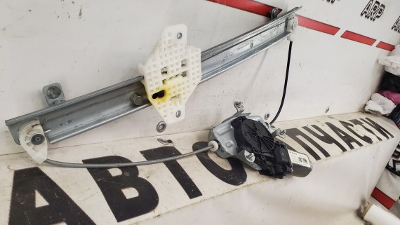 Стеклоподъемник задний правый Hyundai Solaris 1 Kia Rio 3 2010-2017