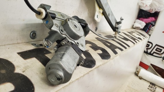 Стеклоподъемник задний правый Hyundai Solaris 1 Kia Rio 3 2010-2017