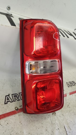 Фонарь задний левый Peugeot Traveller Expert Spacetourer Jumpy 2016-2024