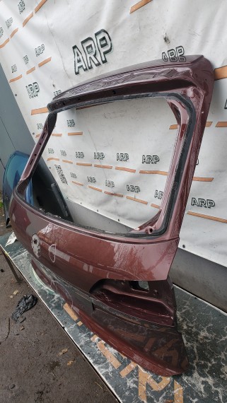 Крышка багажника Volkswagen Touareg 3 2018-2024