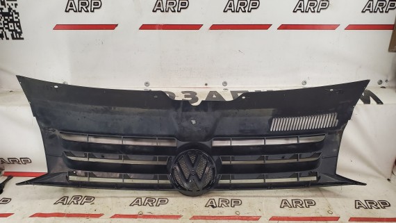 Решетка радиатора Volkswagen Transporter Multivan Caravelle T6 2009-2015