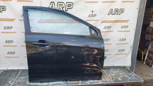 Дверь передняя правая Kia Rio 3 2011-2017