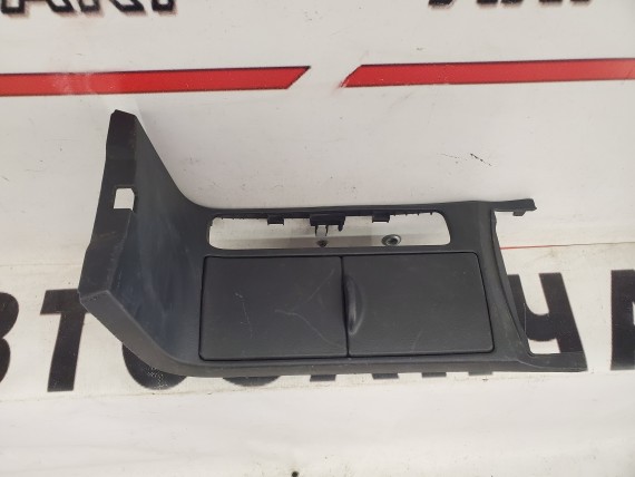 Консоль центральная Toyota Corolla Е140-Е150 2008-2013