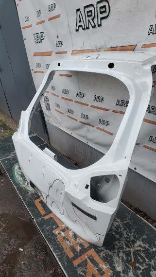 Дверь багажника Ford Kuga 1 2008-2012