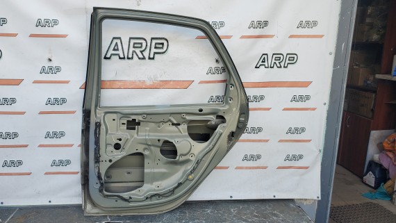 Дверь задняя правая Renault Scenic 1 Megane 1 1996-2003