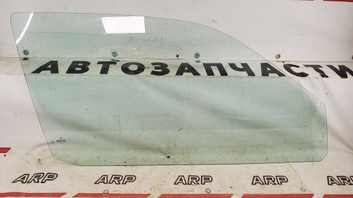 Стекло правое Volkswagen Polo 3 Купе 1994-2002