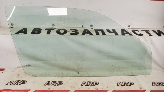 Стекло правое Volkswagen Polo 3 Купе 1994-2002