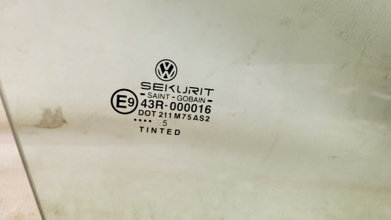 Стекло правое Volkswagen Polo 3 Купе 1994-2002