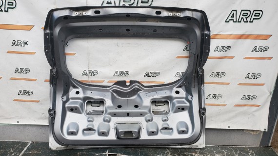 Дверь багажника Renault Kaptur 2016-2025