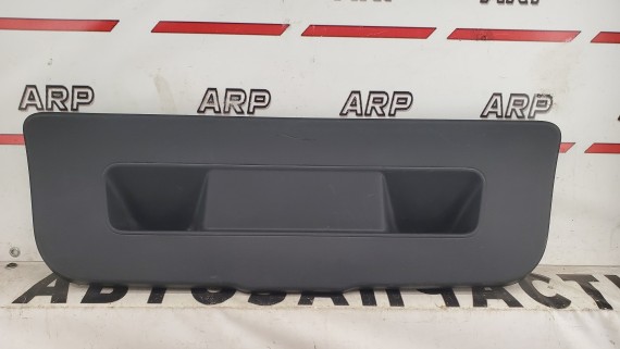 Обшивка крышки багажника Volkswagen Polo 5