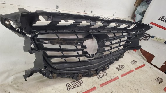 Решетка радиатора Mazda 6 GH 2012-н.в.