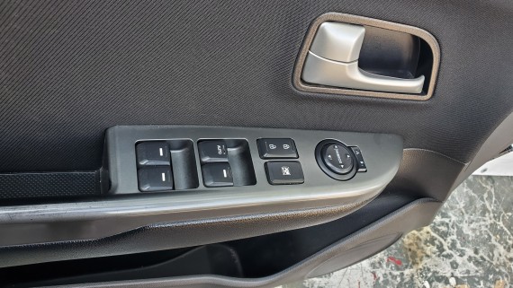 Дверь передняя правая Kia Rio 3 2011-2017