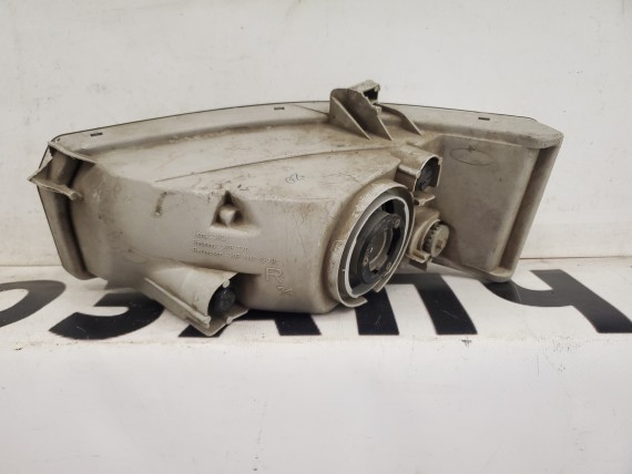 Противотуманная фара правая Toyota Camry 2 V30 2004-2006