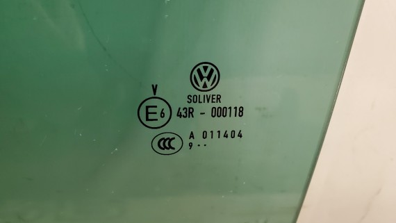 Стекло двери заднее левое Volkswagen Passat B6 2005-2011