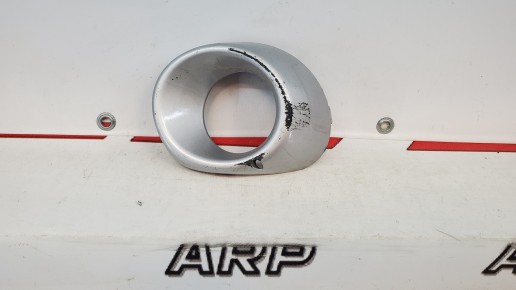 Накладка противотуманно фары левая Mitsubishi Outlander 3 2012-2022