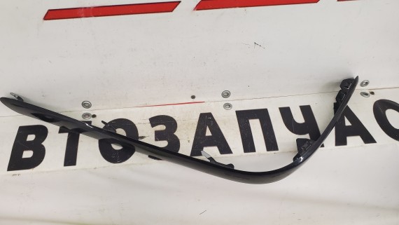 Молдинг бампера заднего левый Toyota Avensis 2 2003-2008