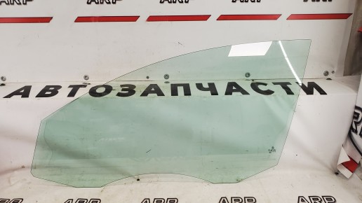 Стекло двери переднее левое Volkswagen Passat B6 2005-2011
