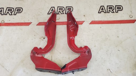Петля капота левая правая Mitsubishi Outlander 2 XL 2005–2012