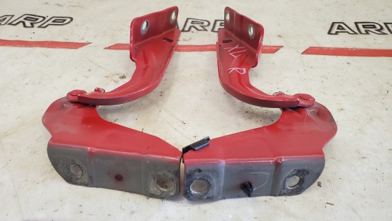 Петля капота левая правая Mitsubishi Outlander 2 XL 2005–2012